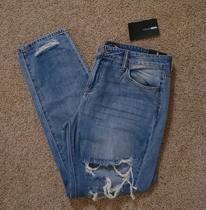 NWT Fashion Nova Jax Boyfriend Jeans Size 5